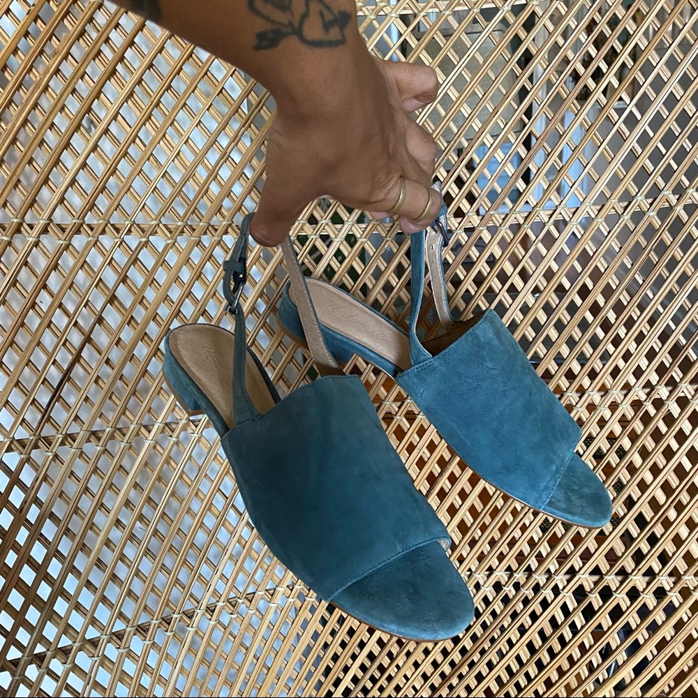🚨MOVING SALE🚨 - Picture 6 of 6